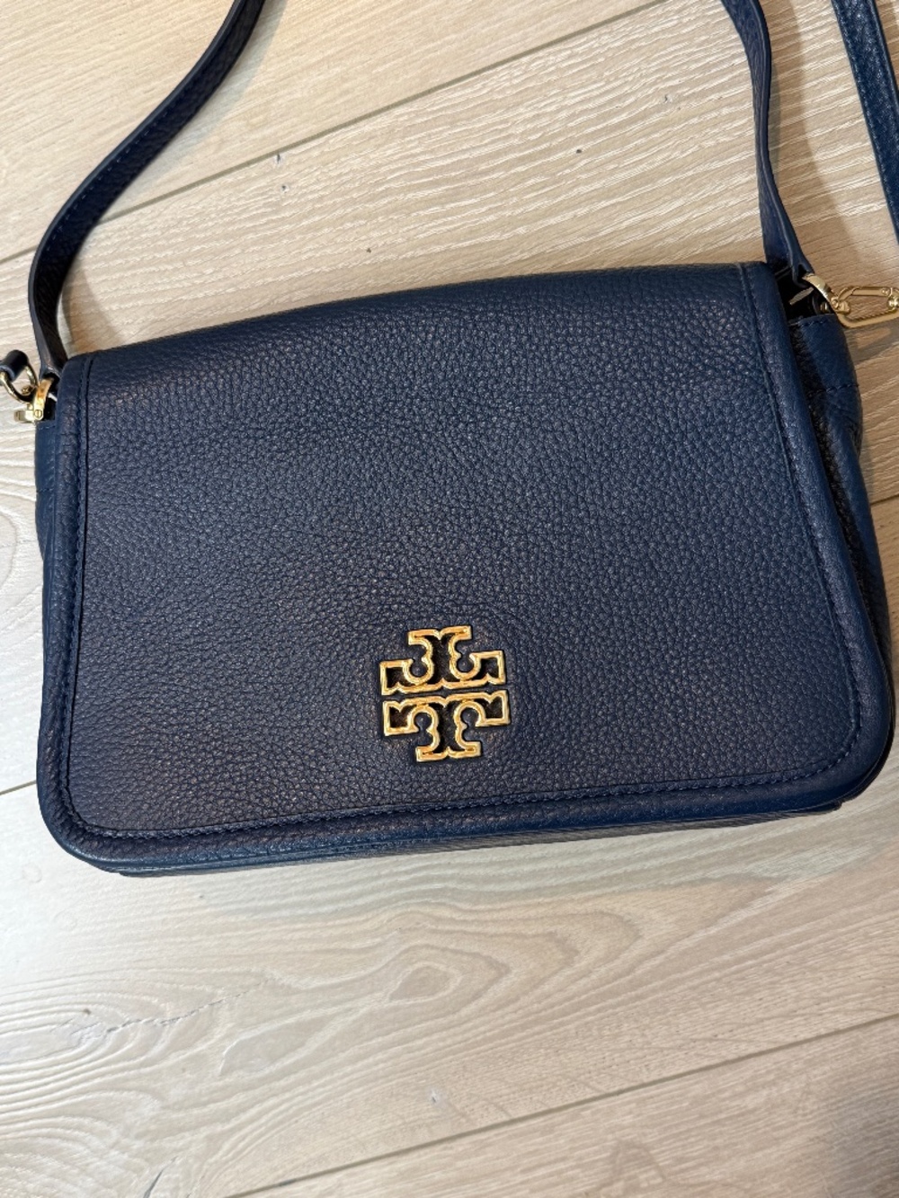 Tory Burch Emerson Small Convertible Crossbody / Flap Shoulder Bag in "Tory Navy